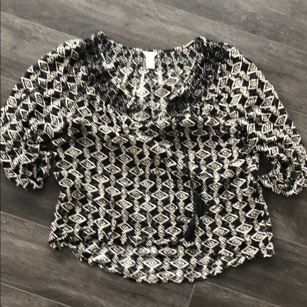🛍Forever 21 flowy tribal shirt